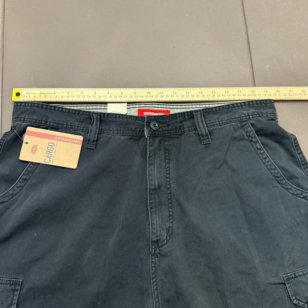 Union Bay Men's Y2K Cargo Shorts NWT Black 40 Skate Grunge Gorpcore Baggy - Picture 5 of 6